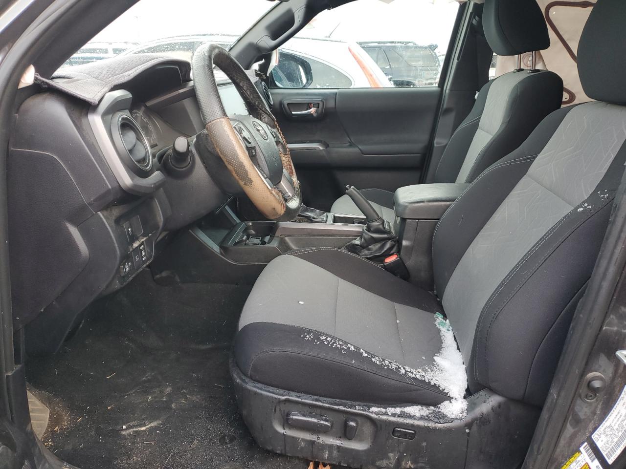 2020 Toyota Tacoma - Image 7