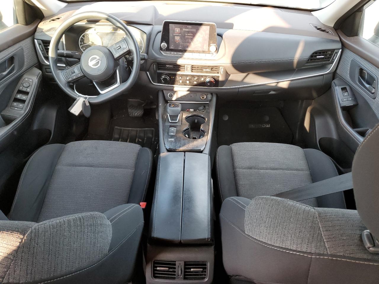 2021 Nissan Rogue - Image 8