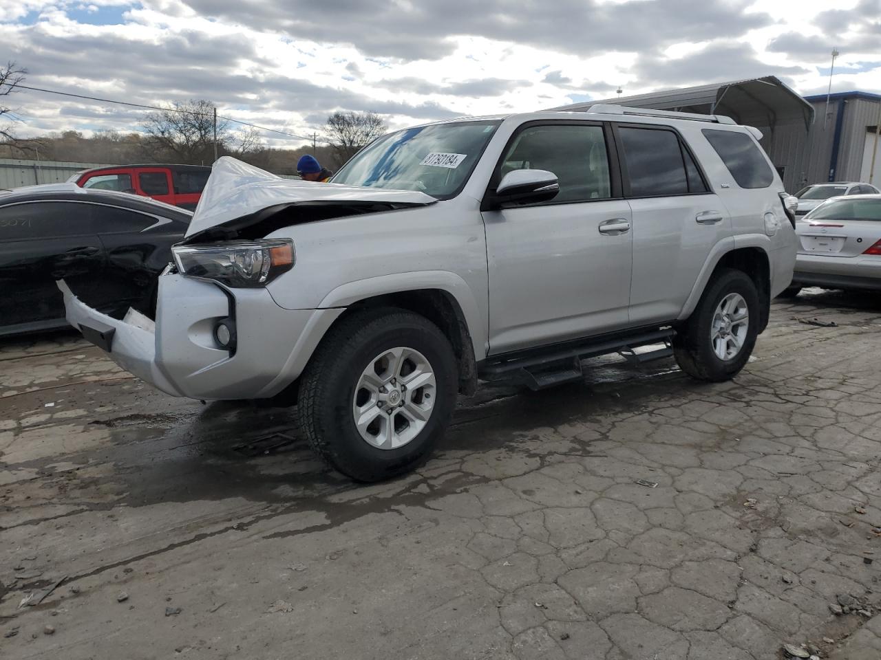 VIN JTEBU5JR0J5577392 2018 TOYOTA 4RUNNER no.1