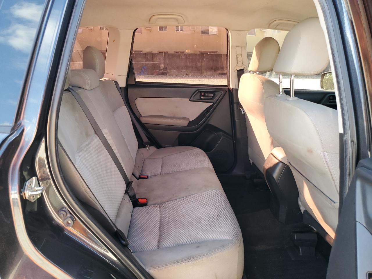 2016 Subaru Forester - Image 11
