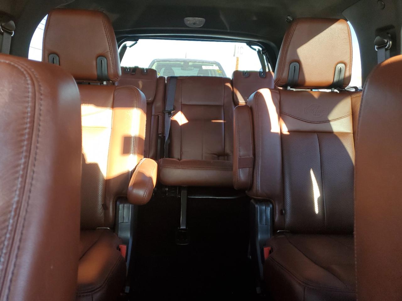 2012 Ford Expedition - Image 10