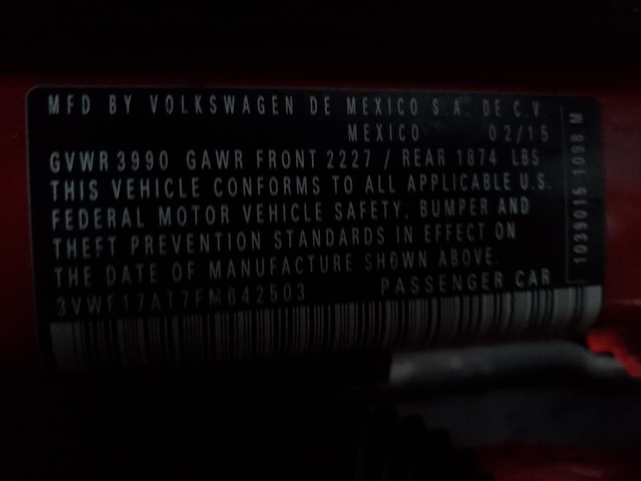 2015 Volkswagen Beetle - Image 12