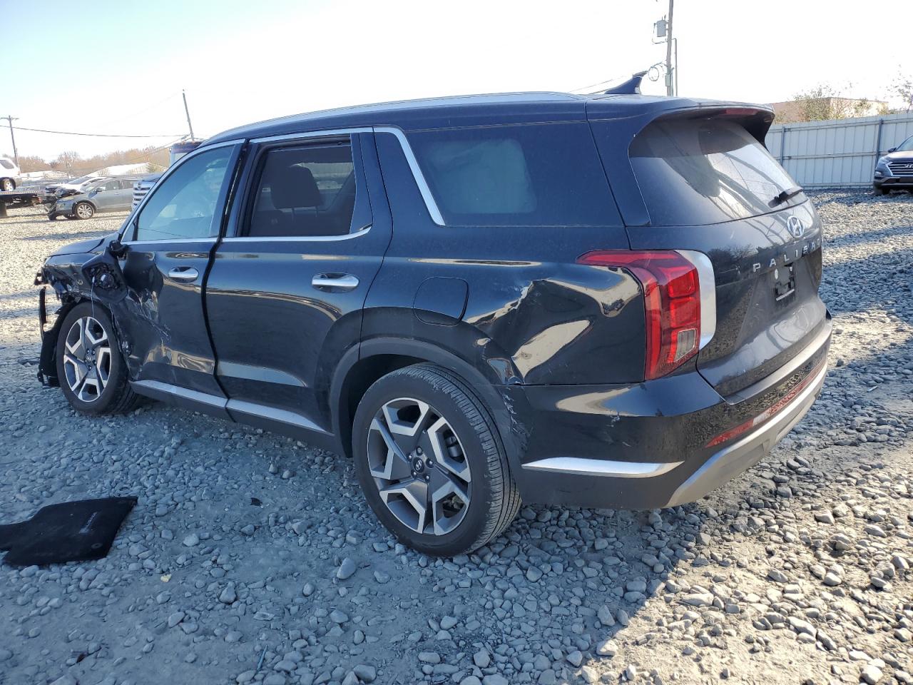 2023 Hyundai Palisade - Image 2
