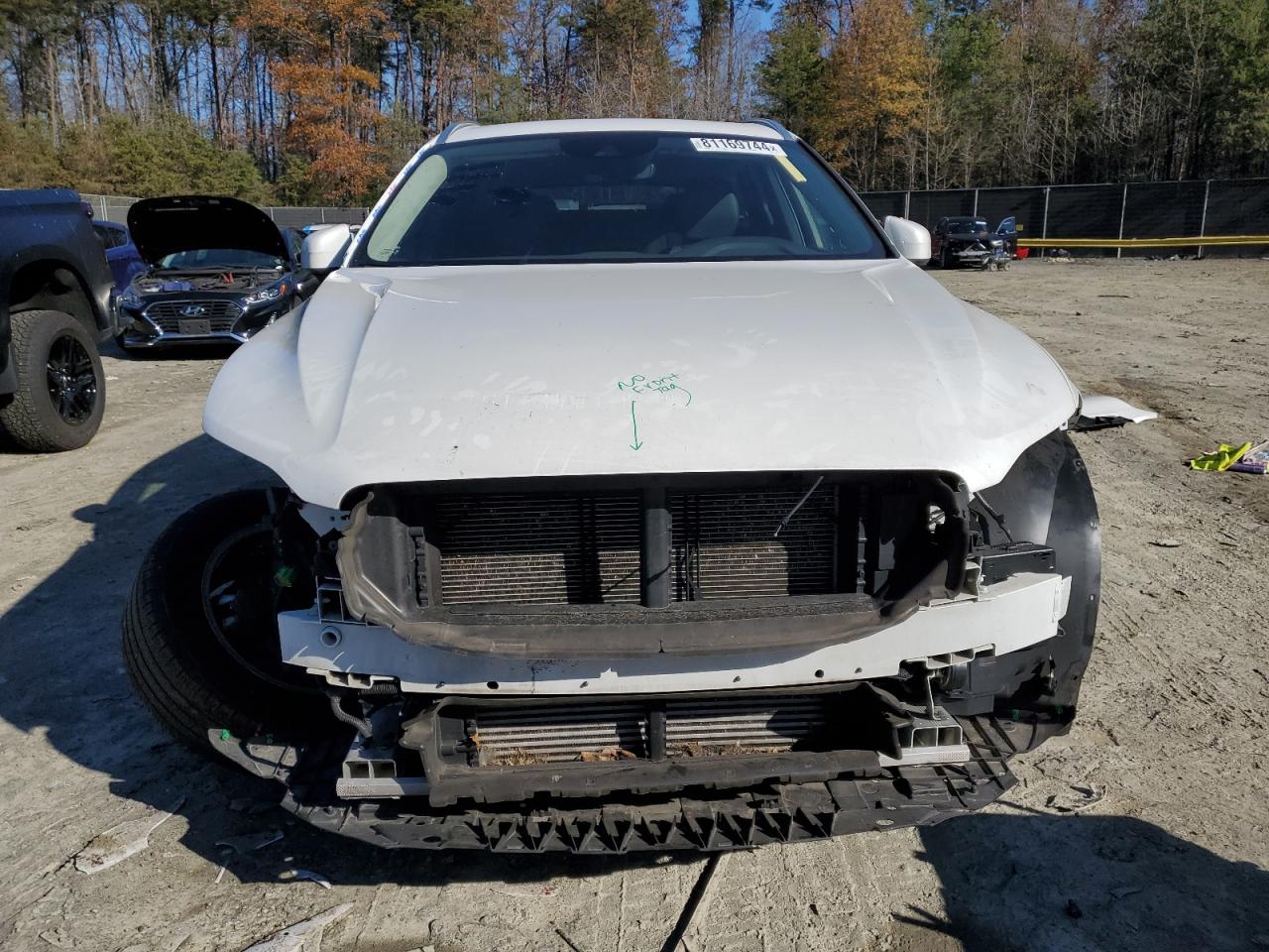 2021 Volvo XC60 - Image 5