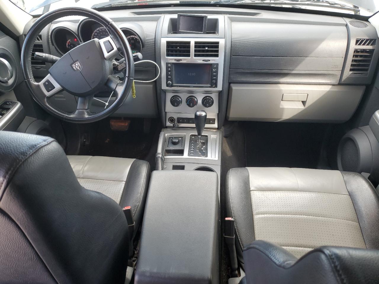 2007 Dodge Nitro - Image 8
