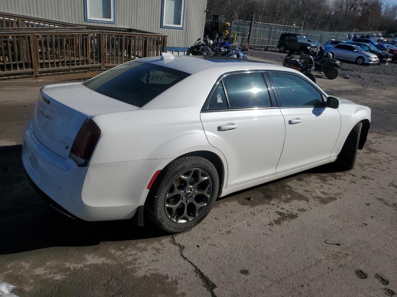 2016 Chrysler 300 - Image 3