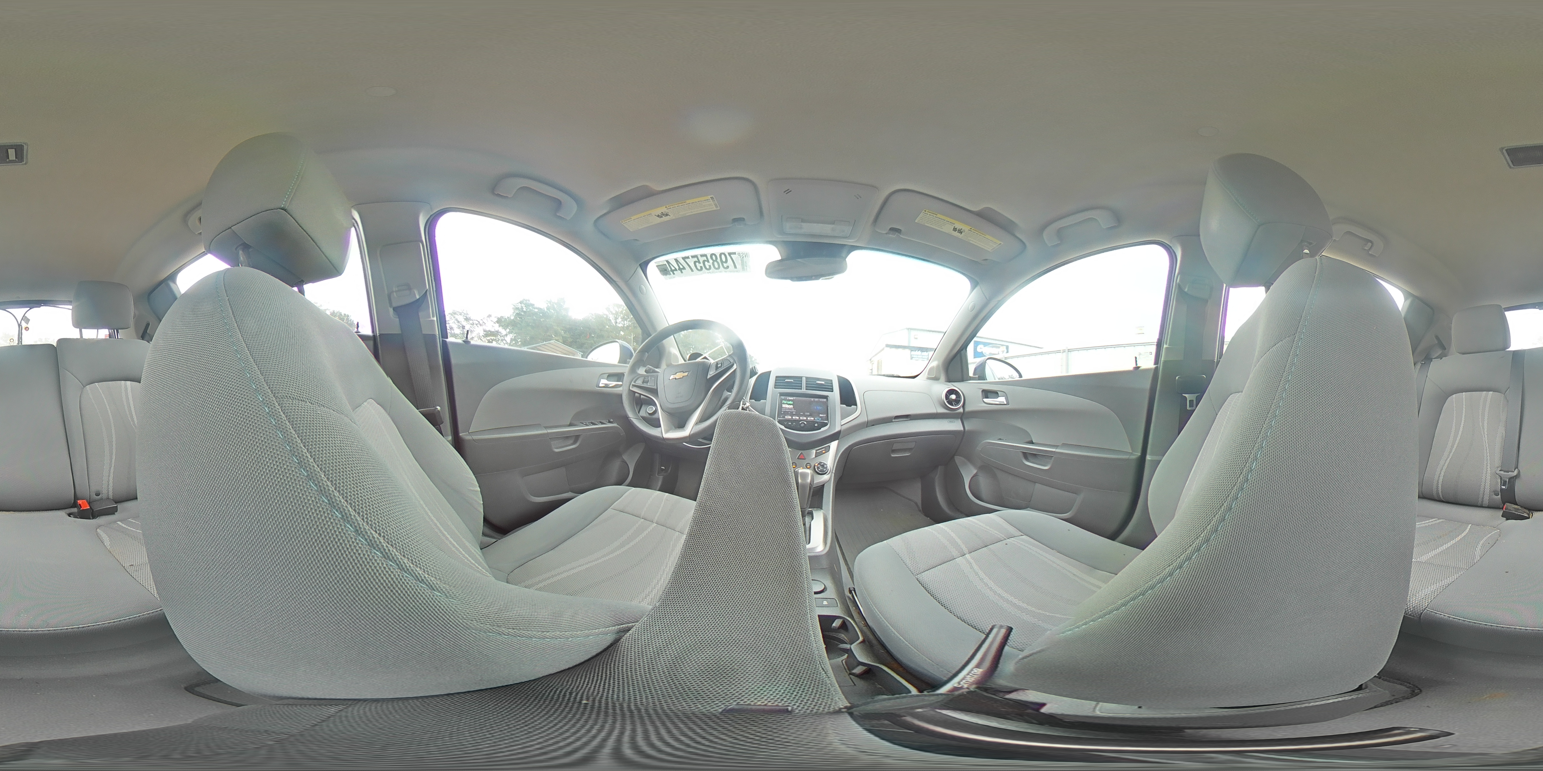 2013 Chevrolet Sonic - Image 12