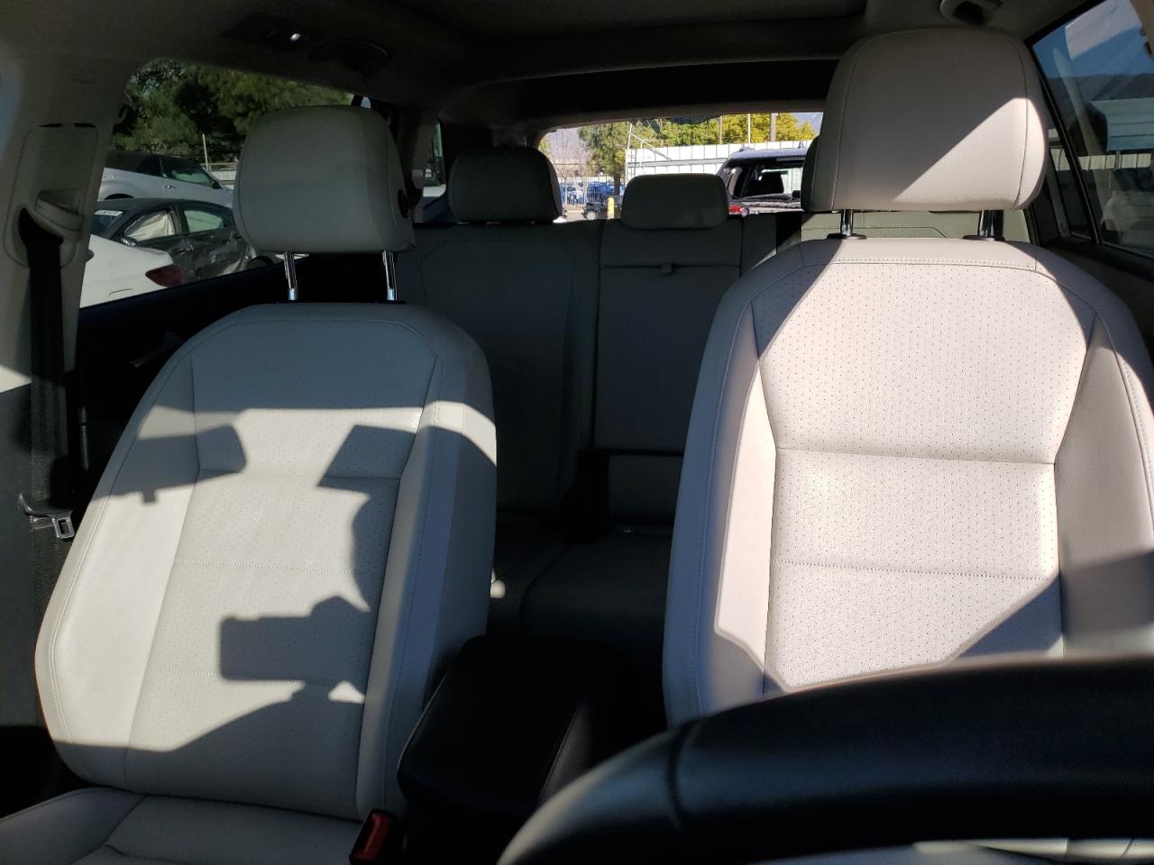 2019 Volkswagen Tiguan - Image 10