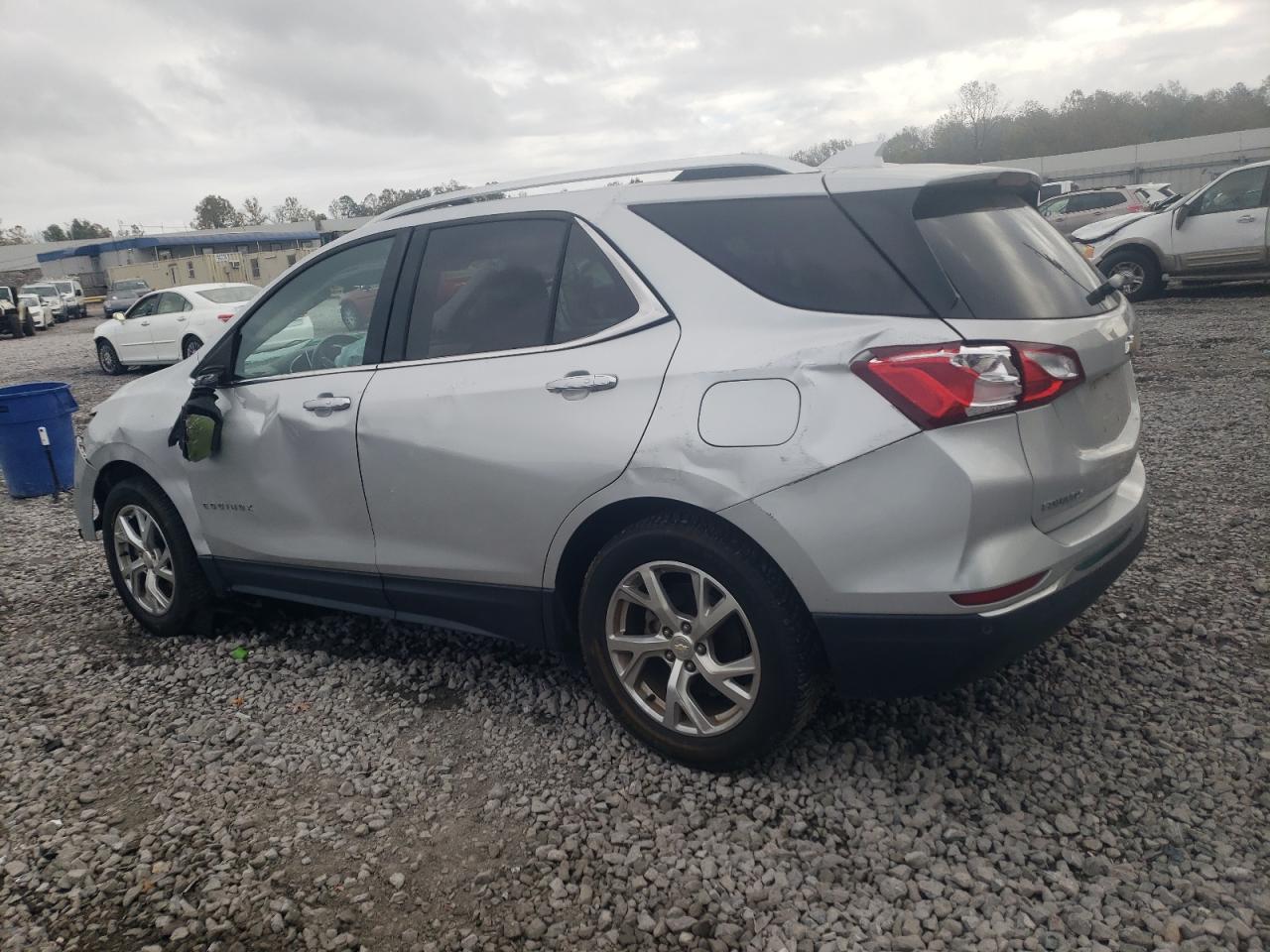 2018 Chevrolet Equinox - Image 2