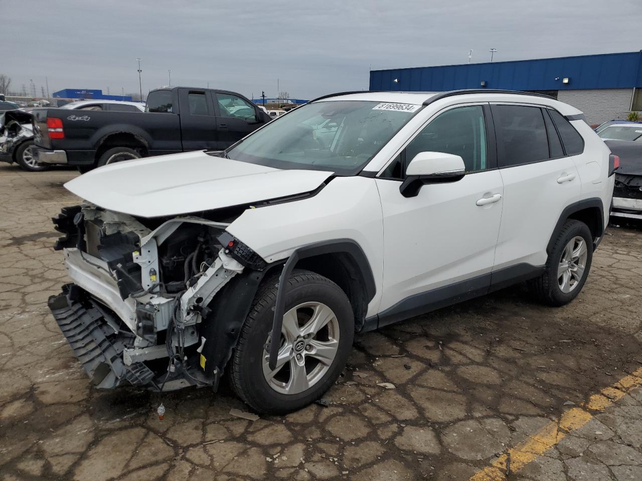 2020 Toyota RAV 4 - Image 1