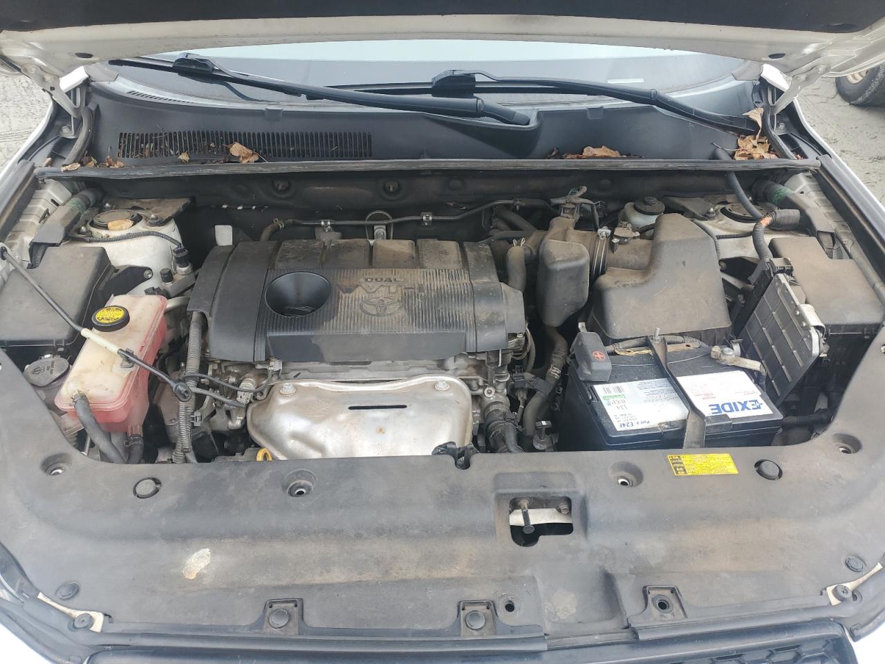 2012 Toyota RAV 4 - Image 11