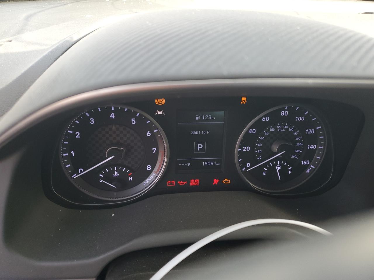 2020 Hyundai Elantra - Image 9