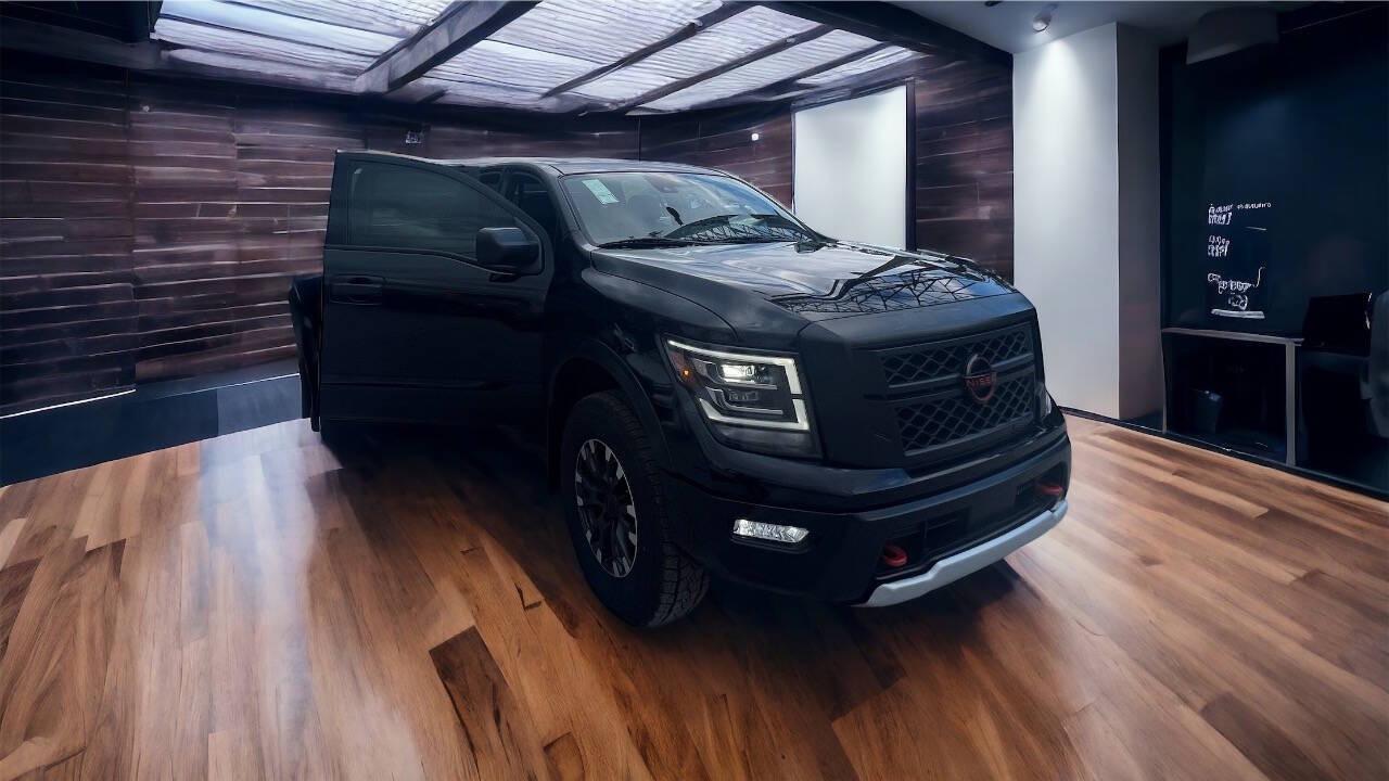 2024 Nissan Titan - Image 1