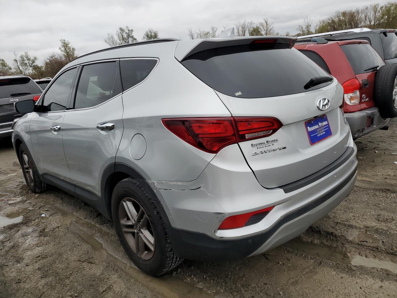 VIN 5XYZUDLB4JG549051 2018 HYUNDAI SANTA FE no.2