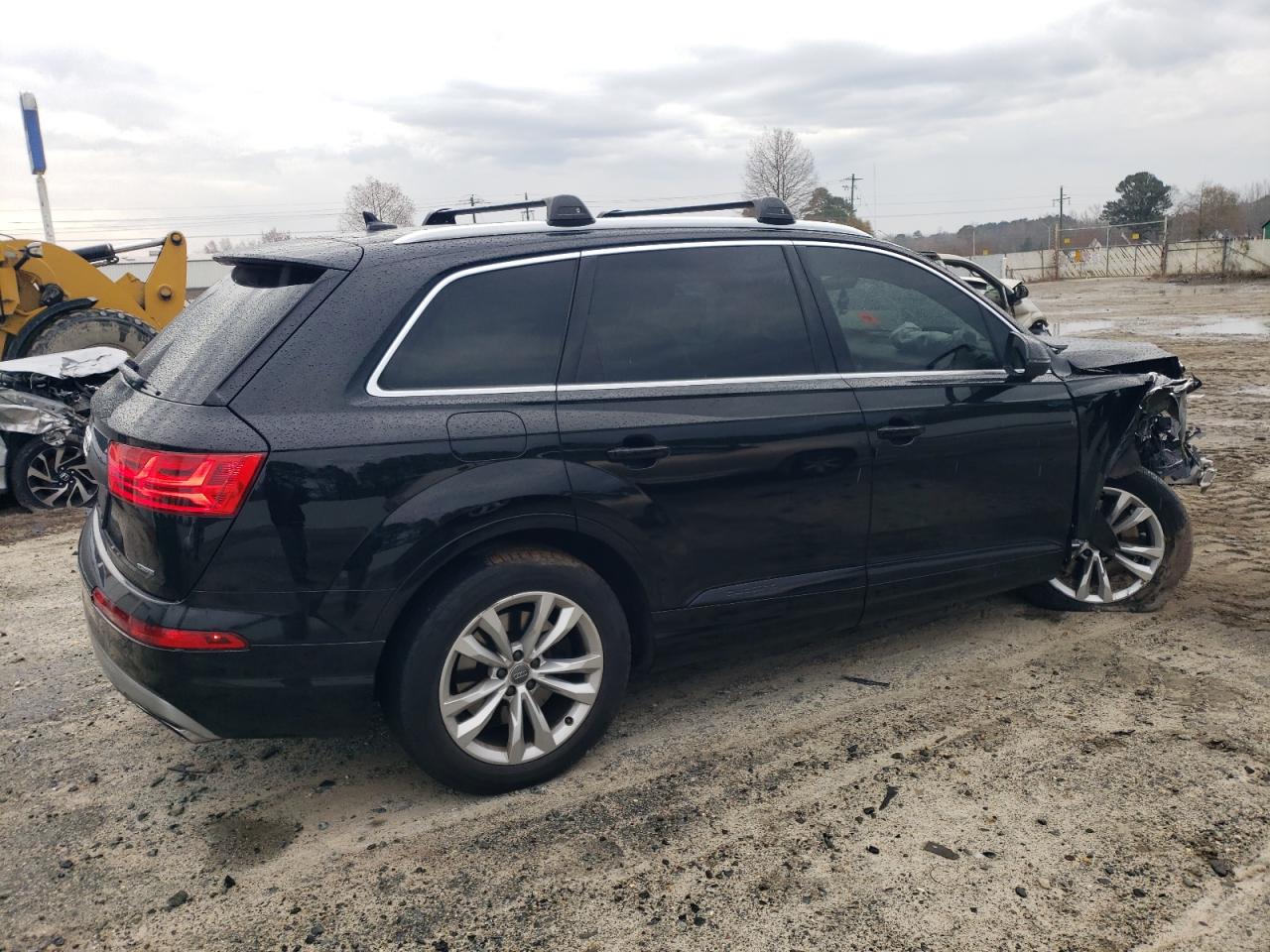 2017 Audi Q7 - Image 3