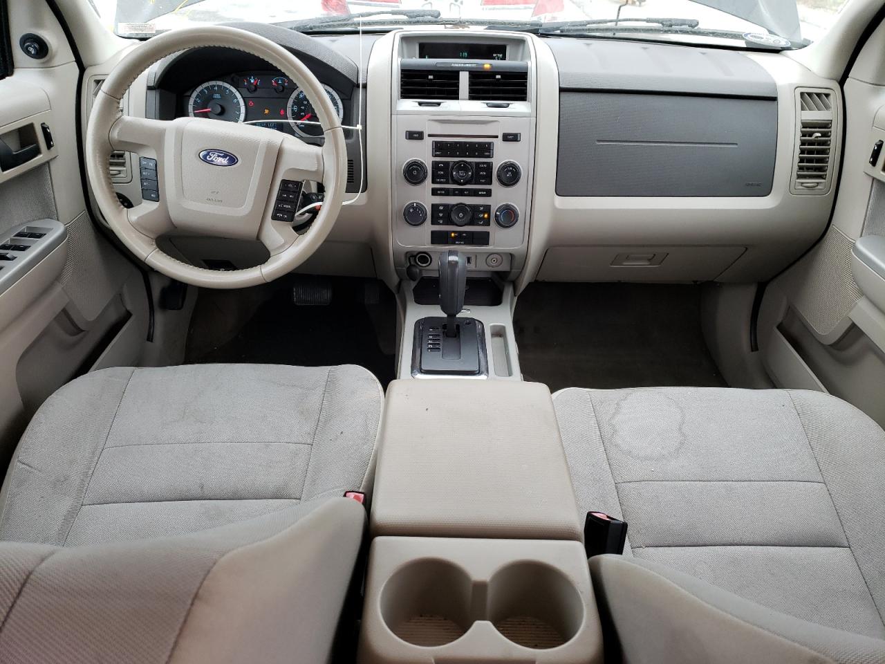 2011 Ford Escape - Image 8