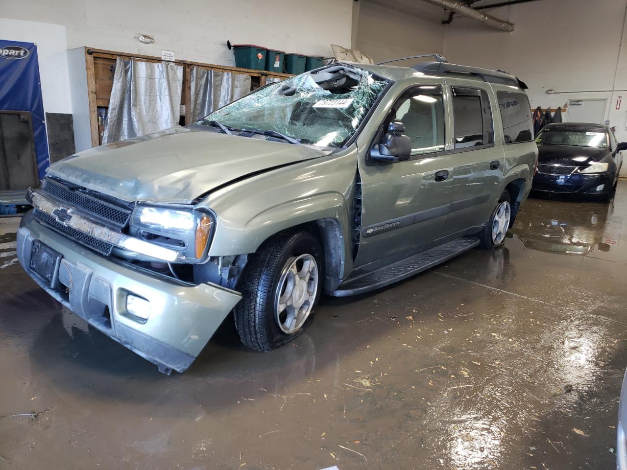 2004 Chevrolet TrailBlazer - Image 1