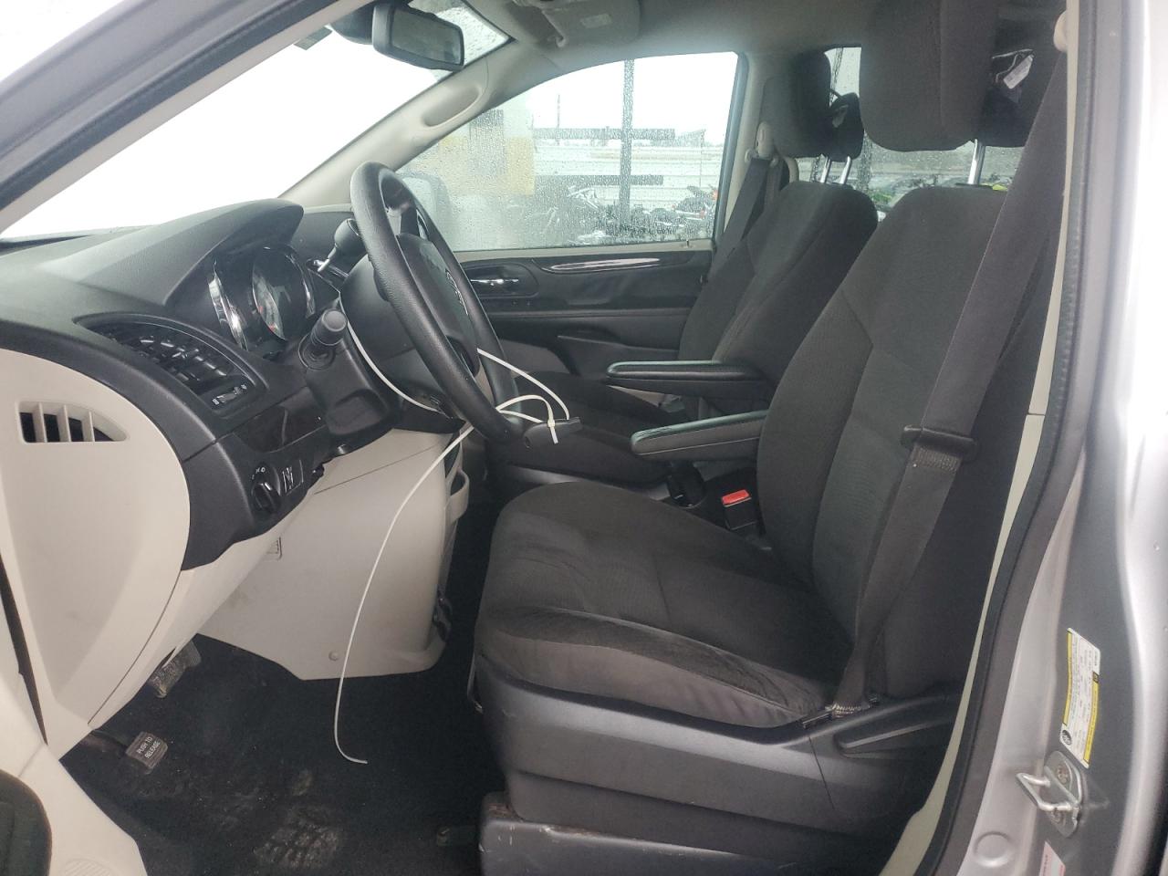 2019 Dodge Caravan - Image 7