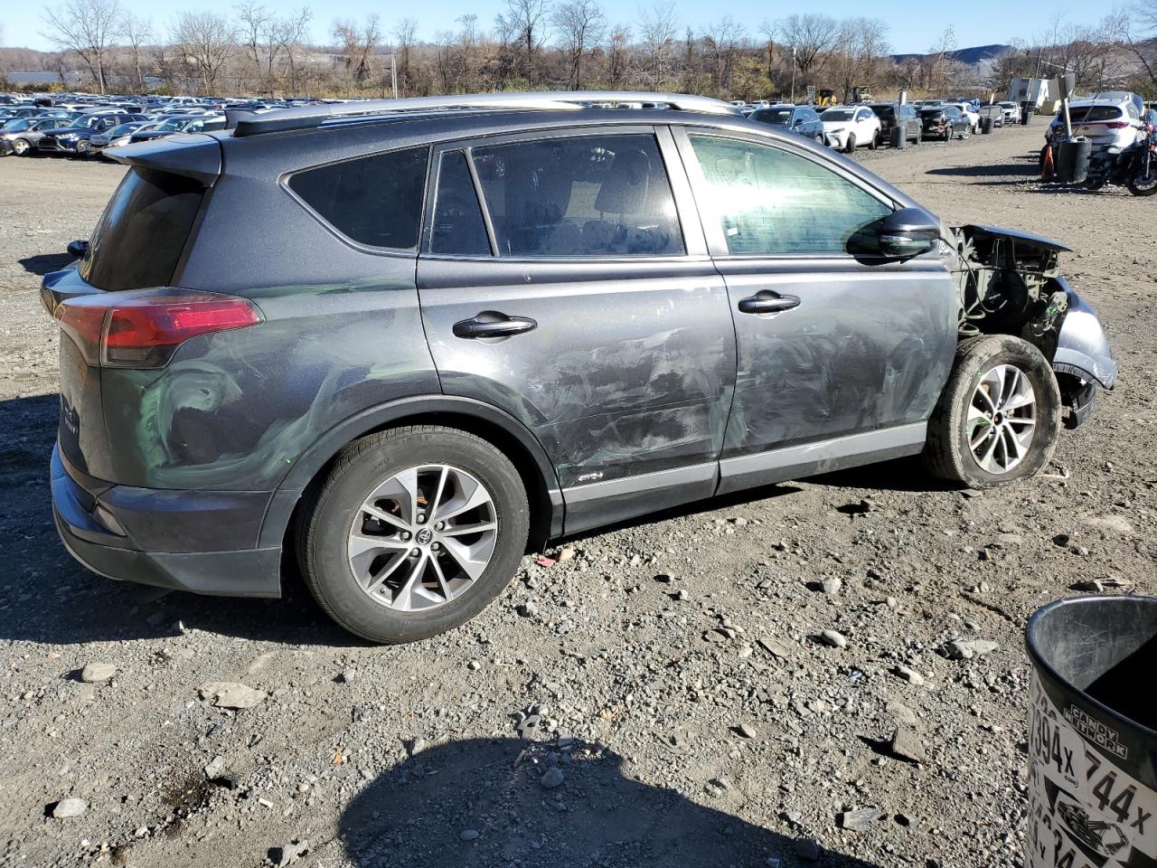 2016 Toyota RAV 4 - Image 3