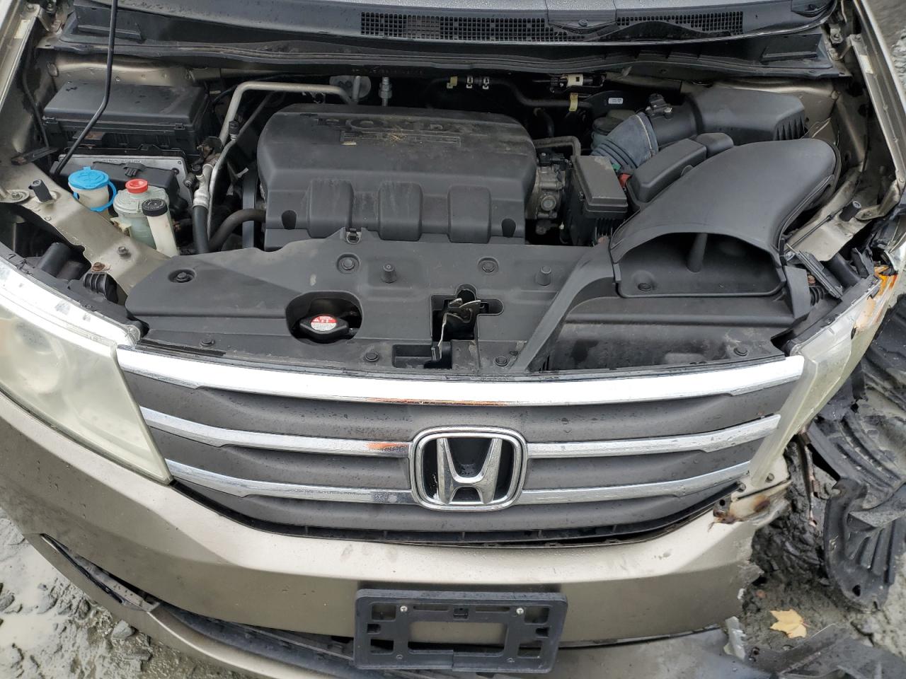 2012 Honda Odyssey - Image 13