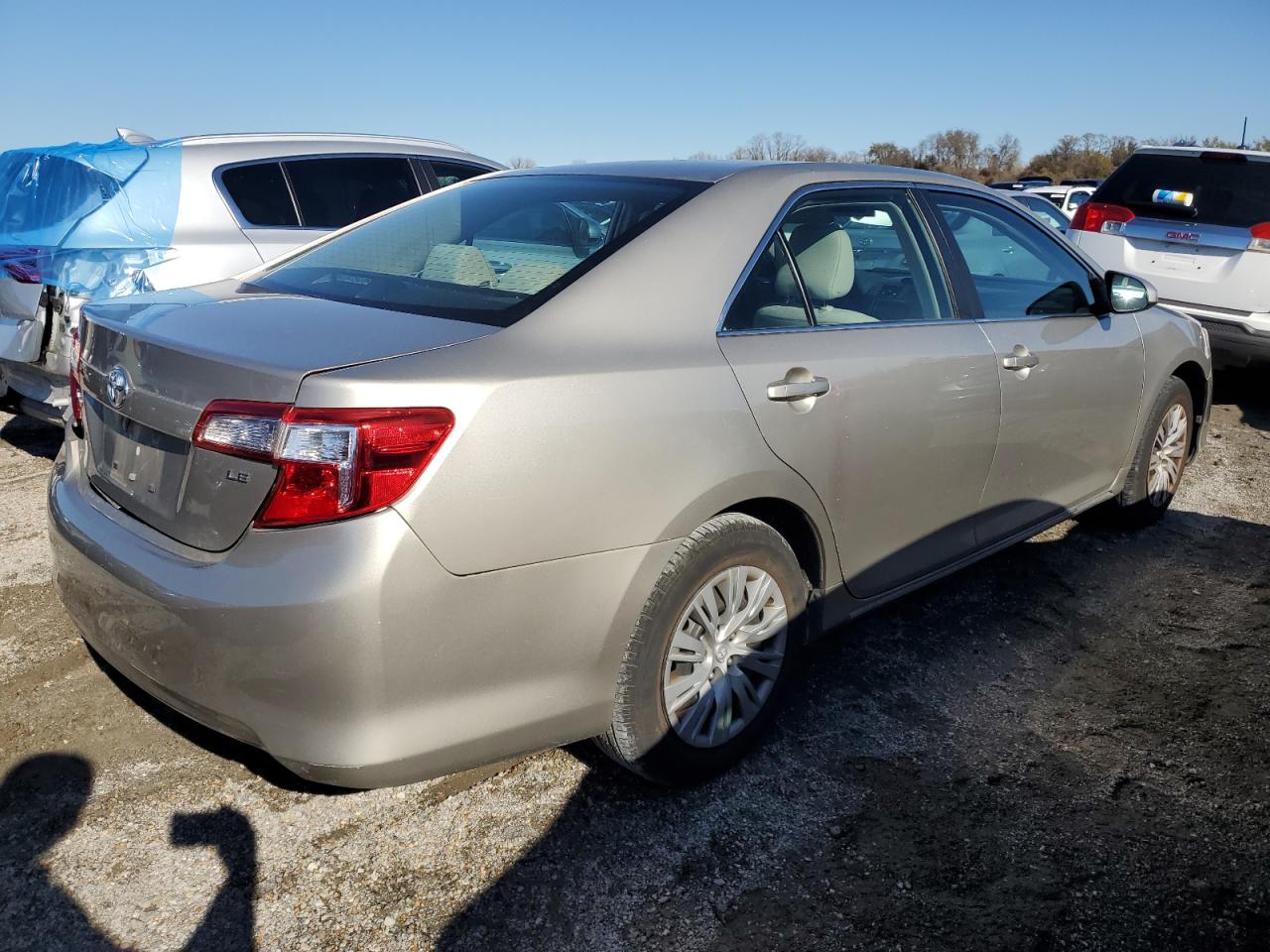 VIN 4T4BF1FK8DR275931 2013 TOYOTA CAMRY no.3