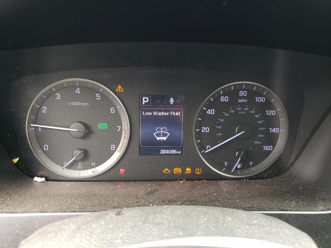 2016 Hyundai Sonata - Image 9