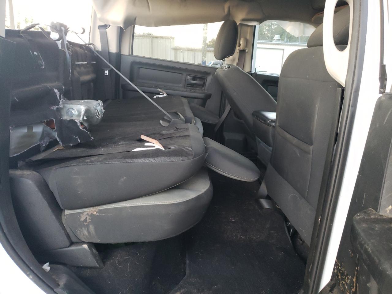 2021 RAM 1500 - Image 10