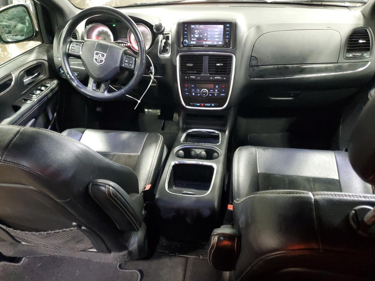 2015 Dodge Caravan - Image 8