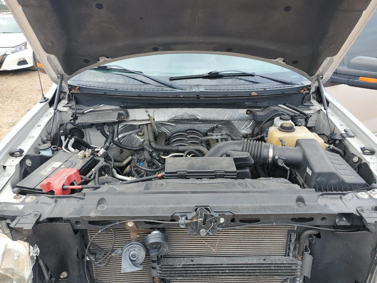 2012 Ford F-150 - Image 11