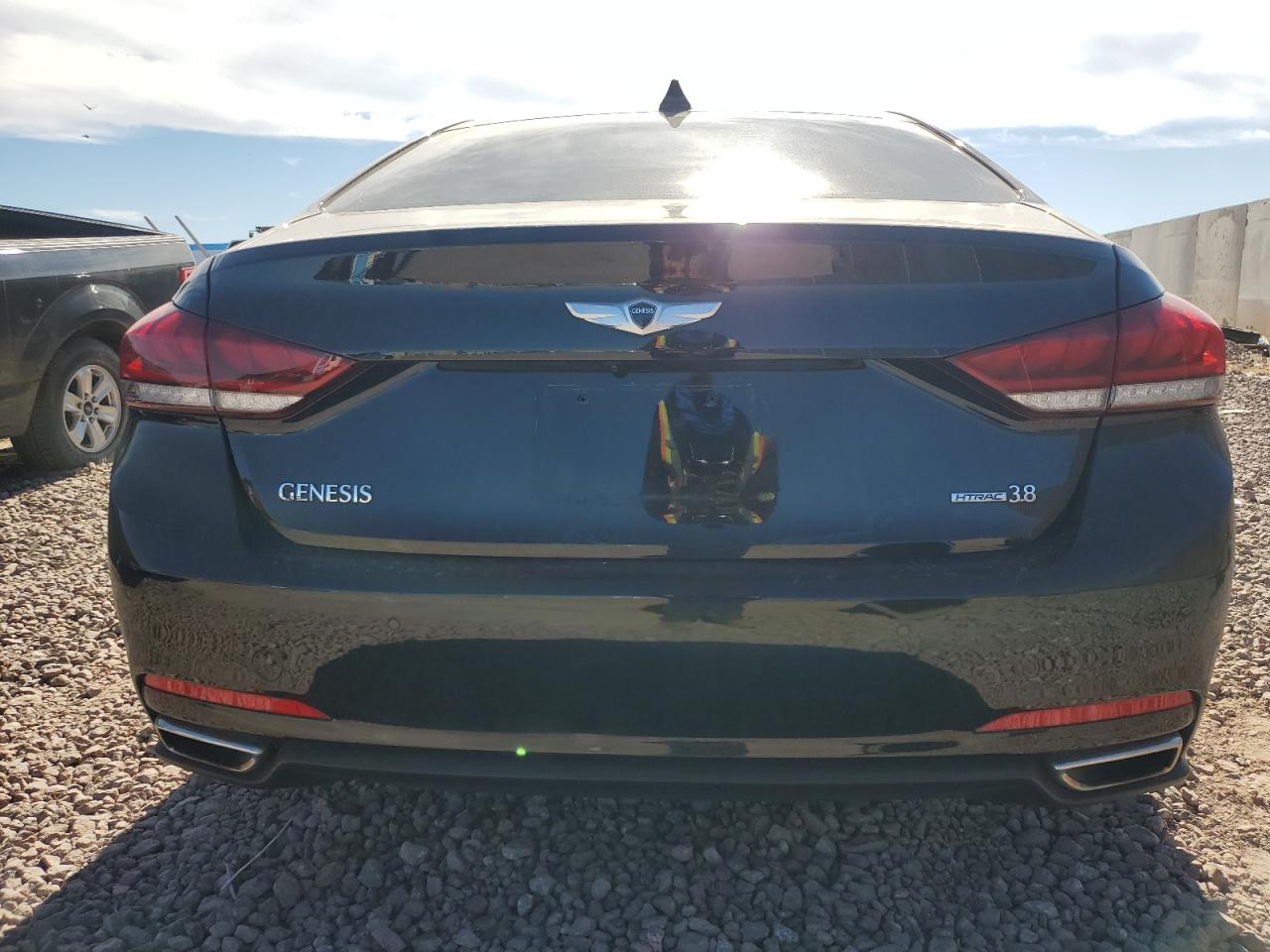2015 Hyundai Genesis - Image 6