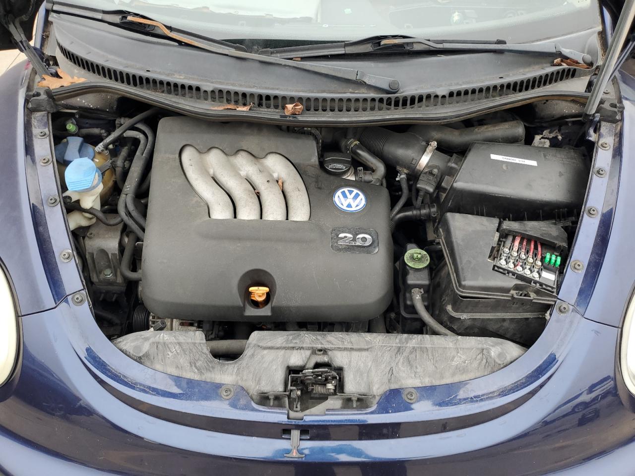 2002 Volkswagen Beetle - Image 11