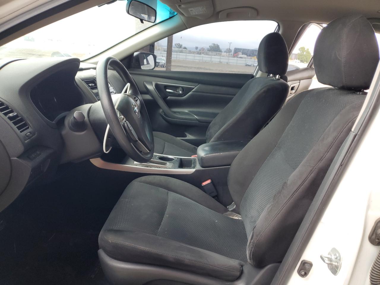 2015 Nissan Altima - Image 7
