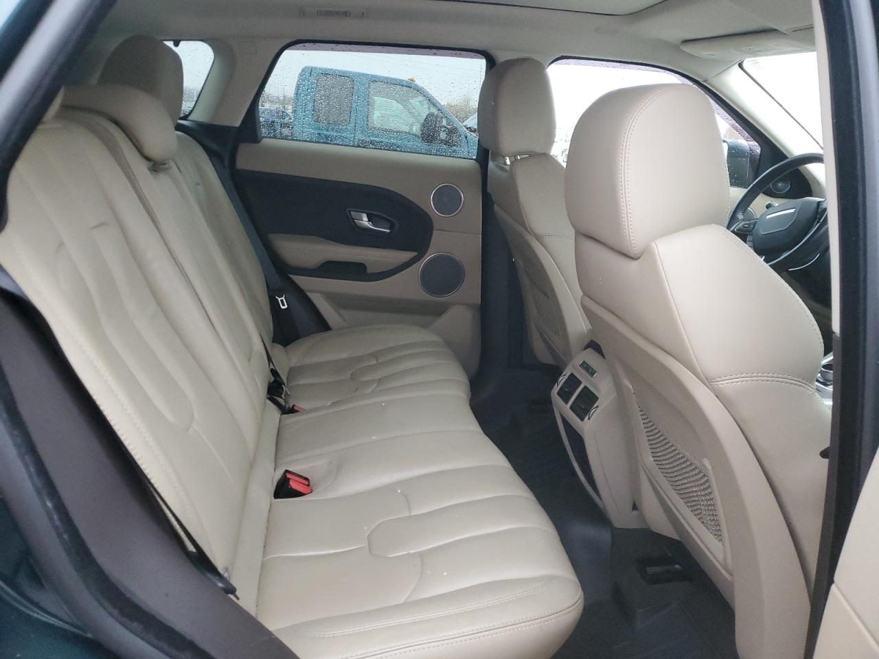 2015 Land Rover Range Rover - Image 10