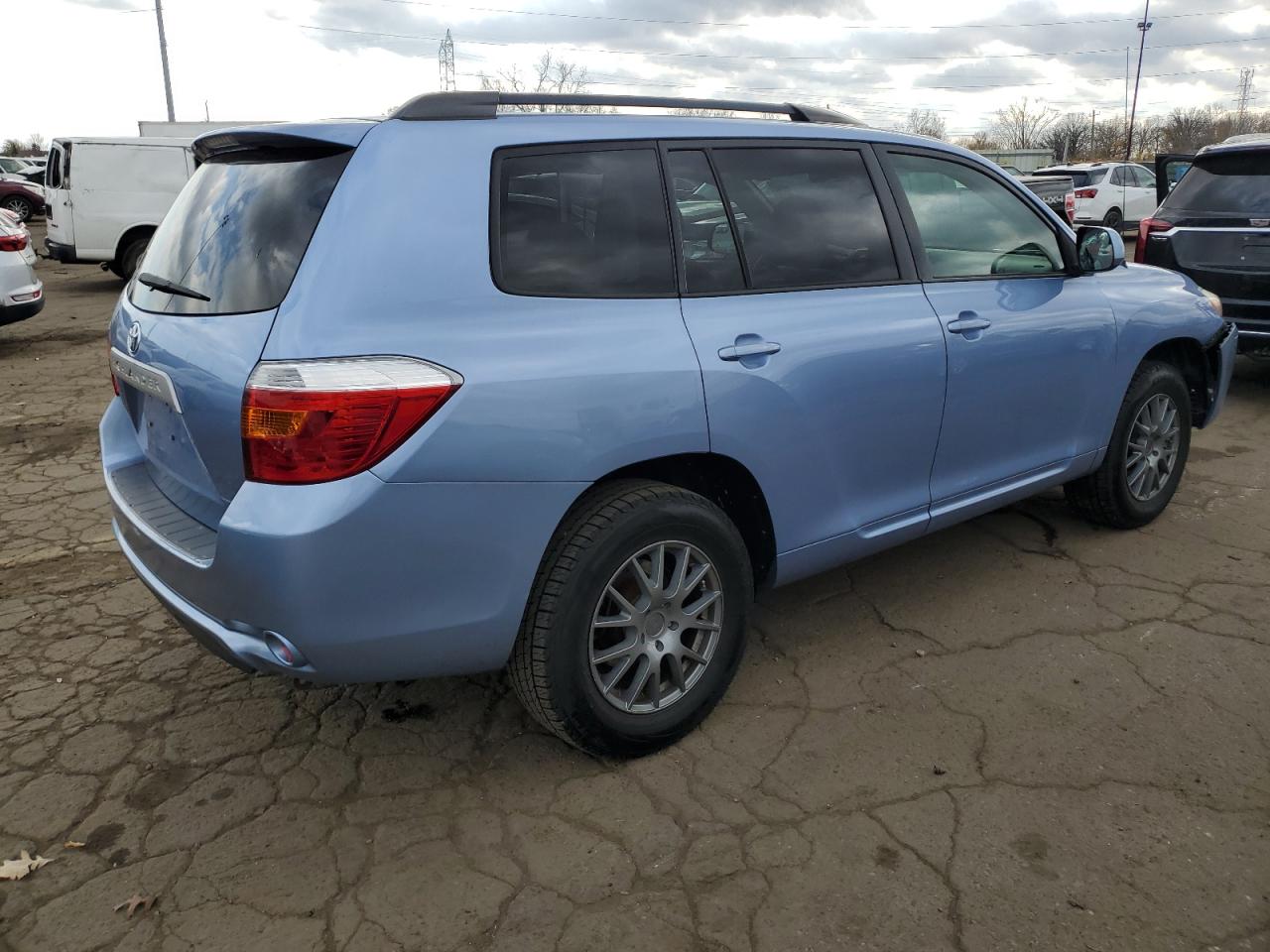 2010 Toyota Highlander - Image 3