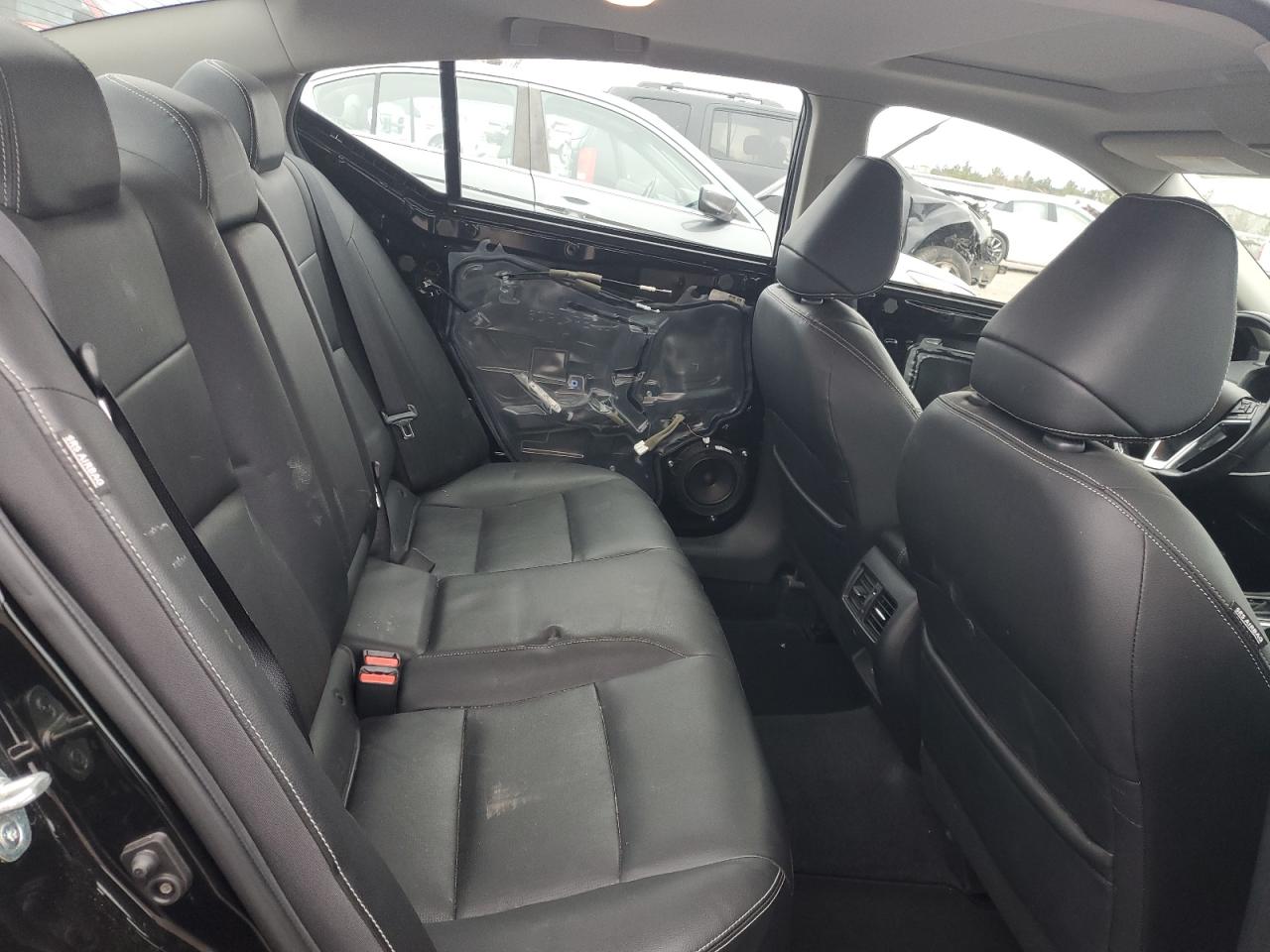 2019 Nissan Altima - Image 10