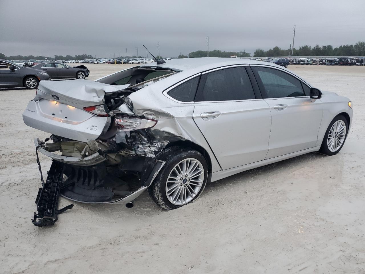 2016 Ford Fusion - Image 3