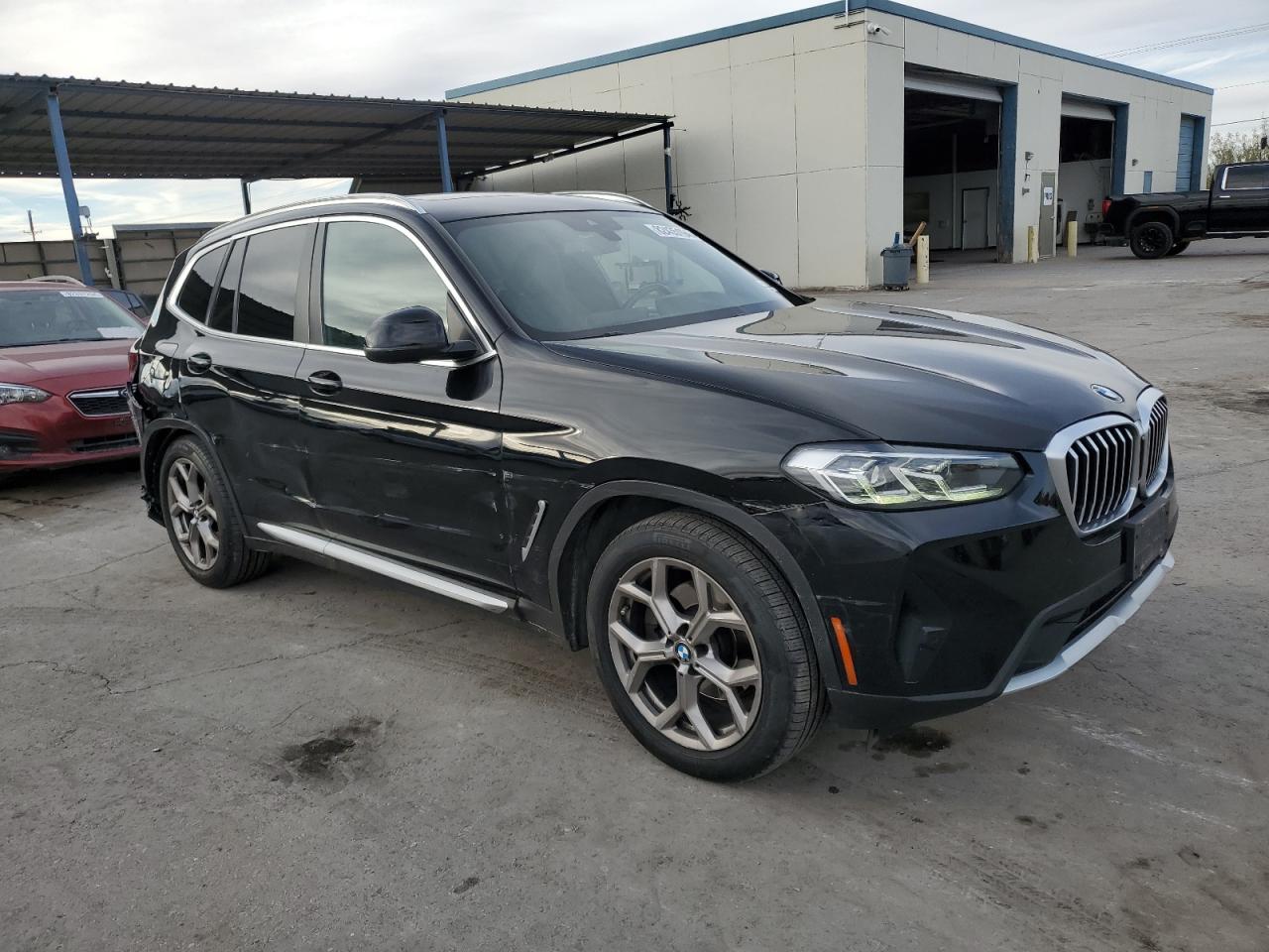 VIN 5UX53DP0XN9J17628 2022 BMW X3 no.4