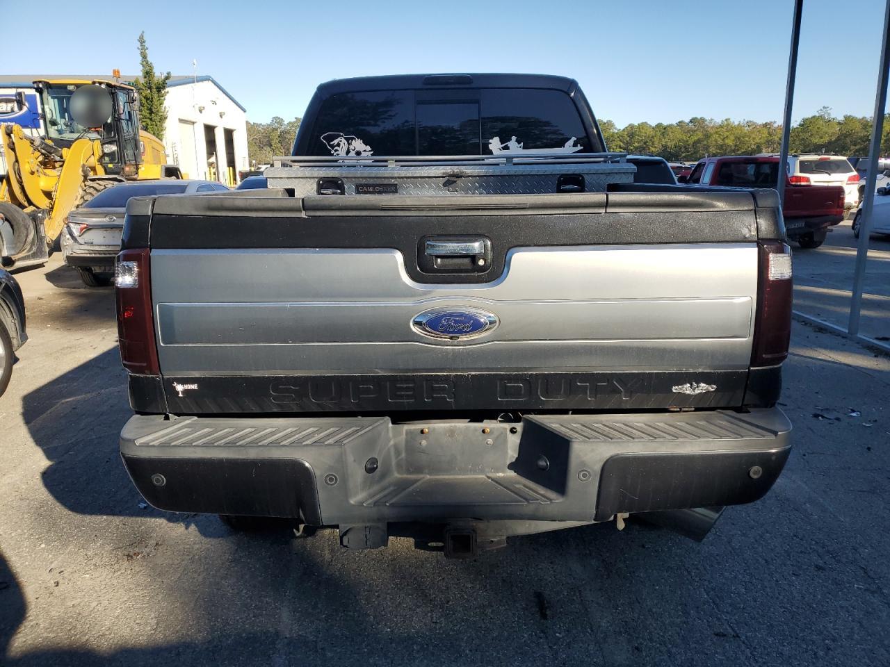 2015 Ford F250 - Image 6