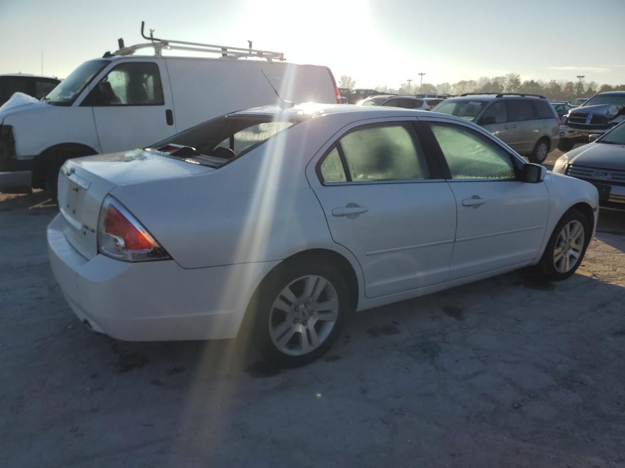 2009 Ford Fusion - Image 3
