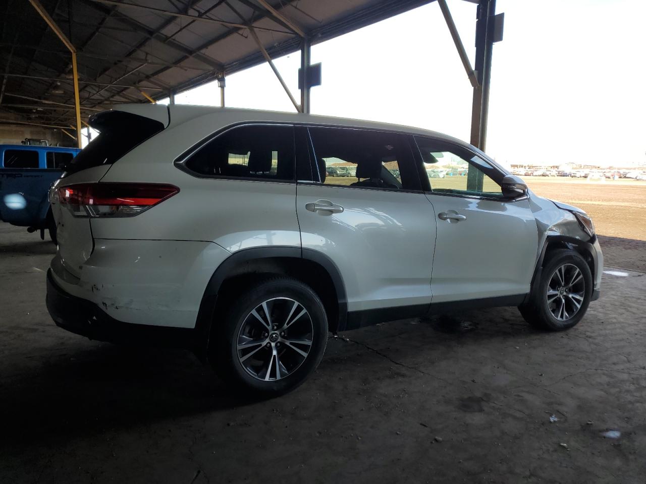 2019 Toyota Highlander - Image 3