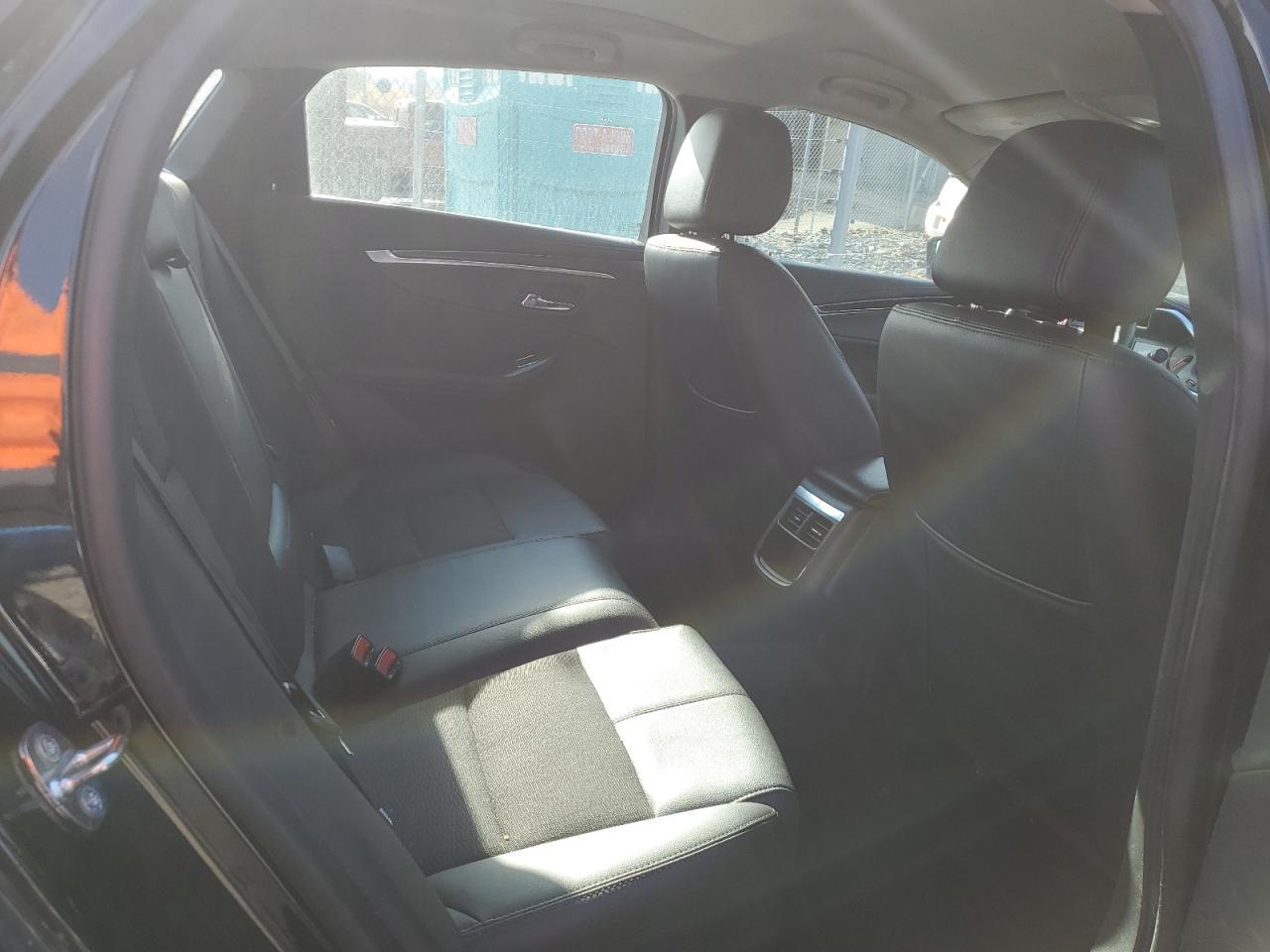 1G11Z5S39KU143726 2019 Chevrolet Impala Lt