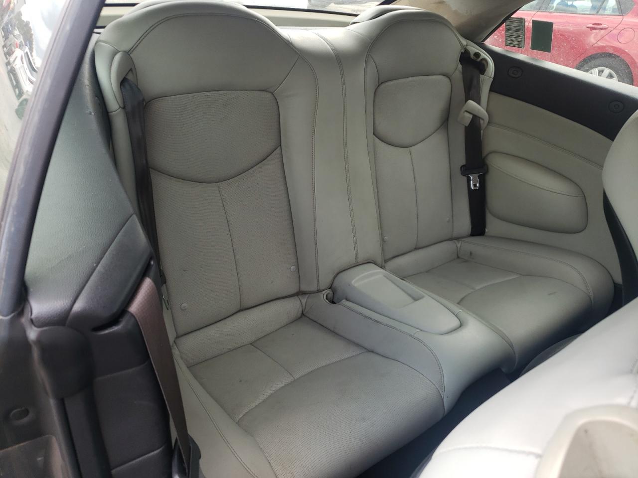 2011 Infiniti G - Image 10