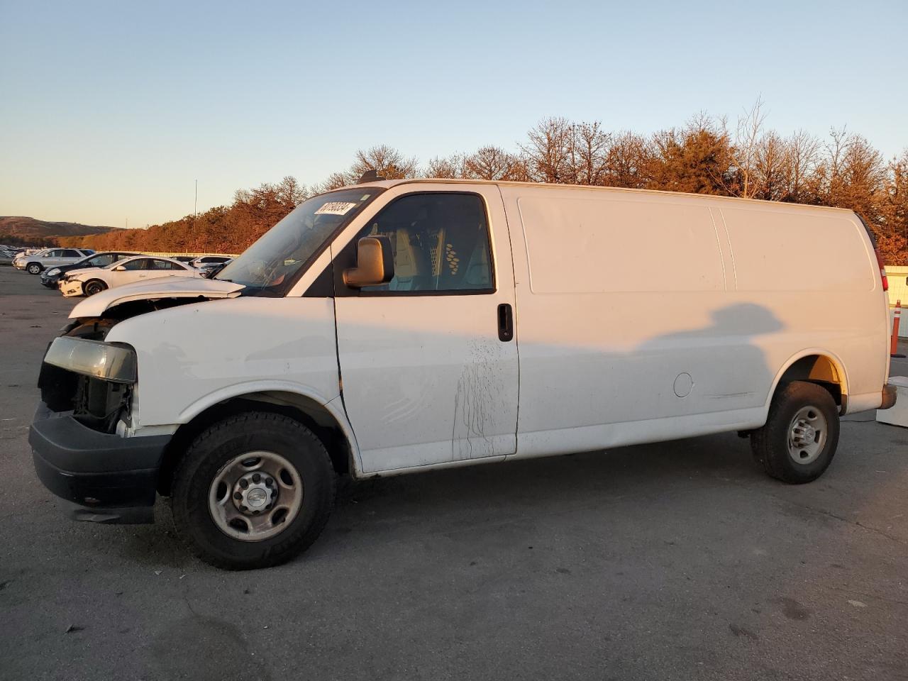 VIN 1GCZGHFG7K1361342 2019 CHEVROLET EXPRESS no.1