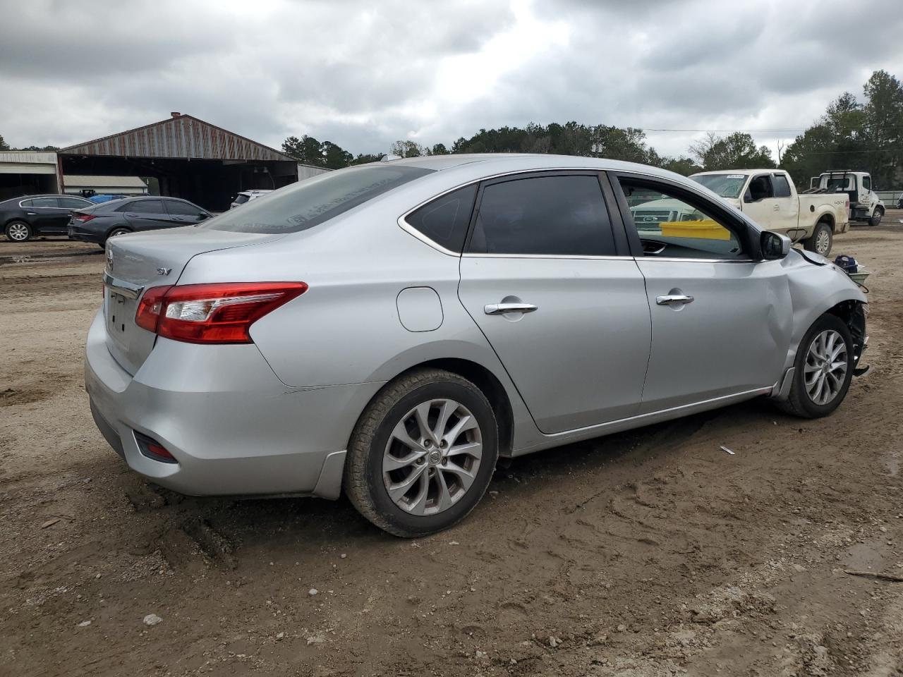 2019 Nissan Sentra - Image 3