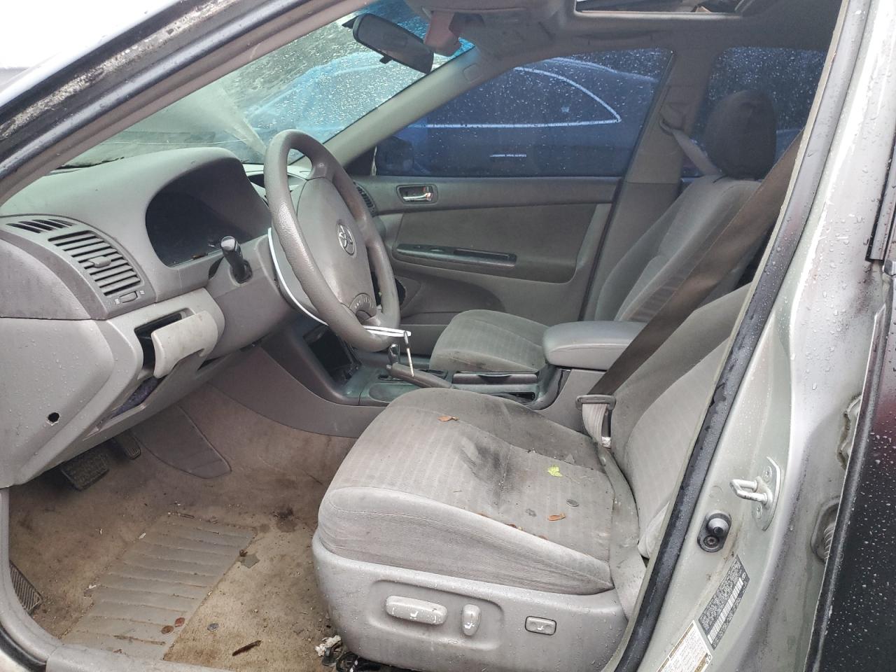 2005 Toyota Camry Le VIN: JTDBE30K953023215 Lot: 80373804