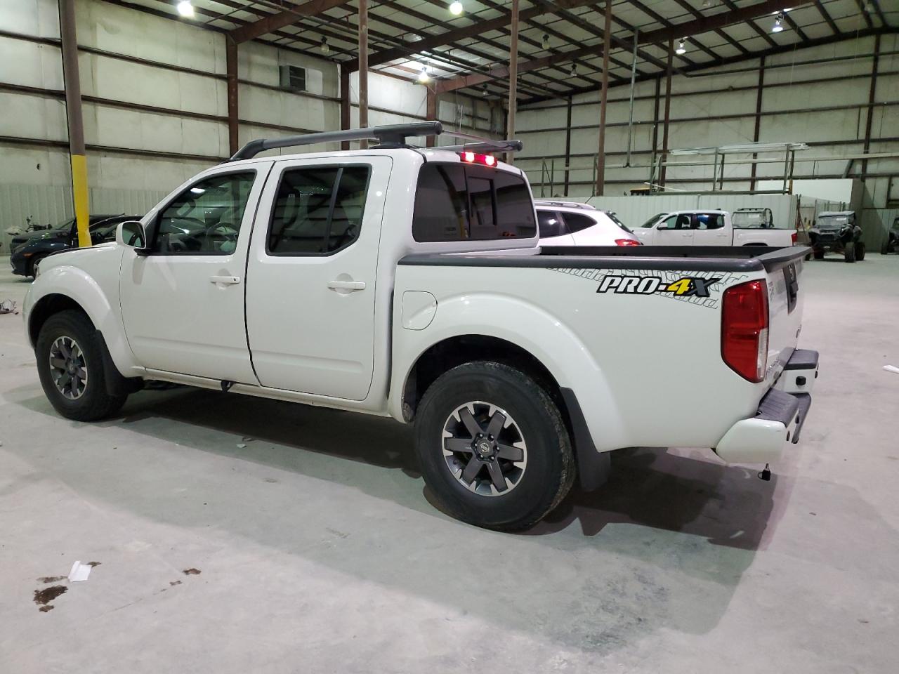 2014 Nissan Navara (Frontier) - Image 2