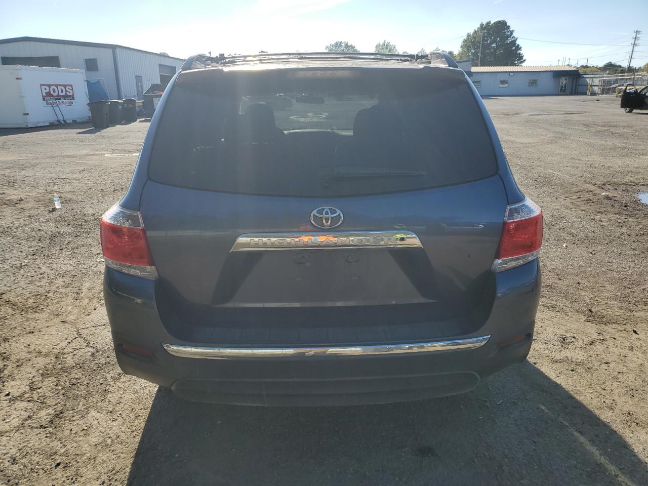 VIN 5TDZA3EH2DS041205 2013 TOYOTA HIGHLANDER no.6