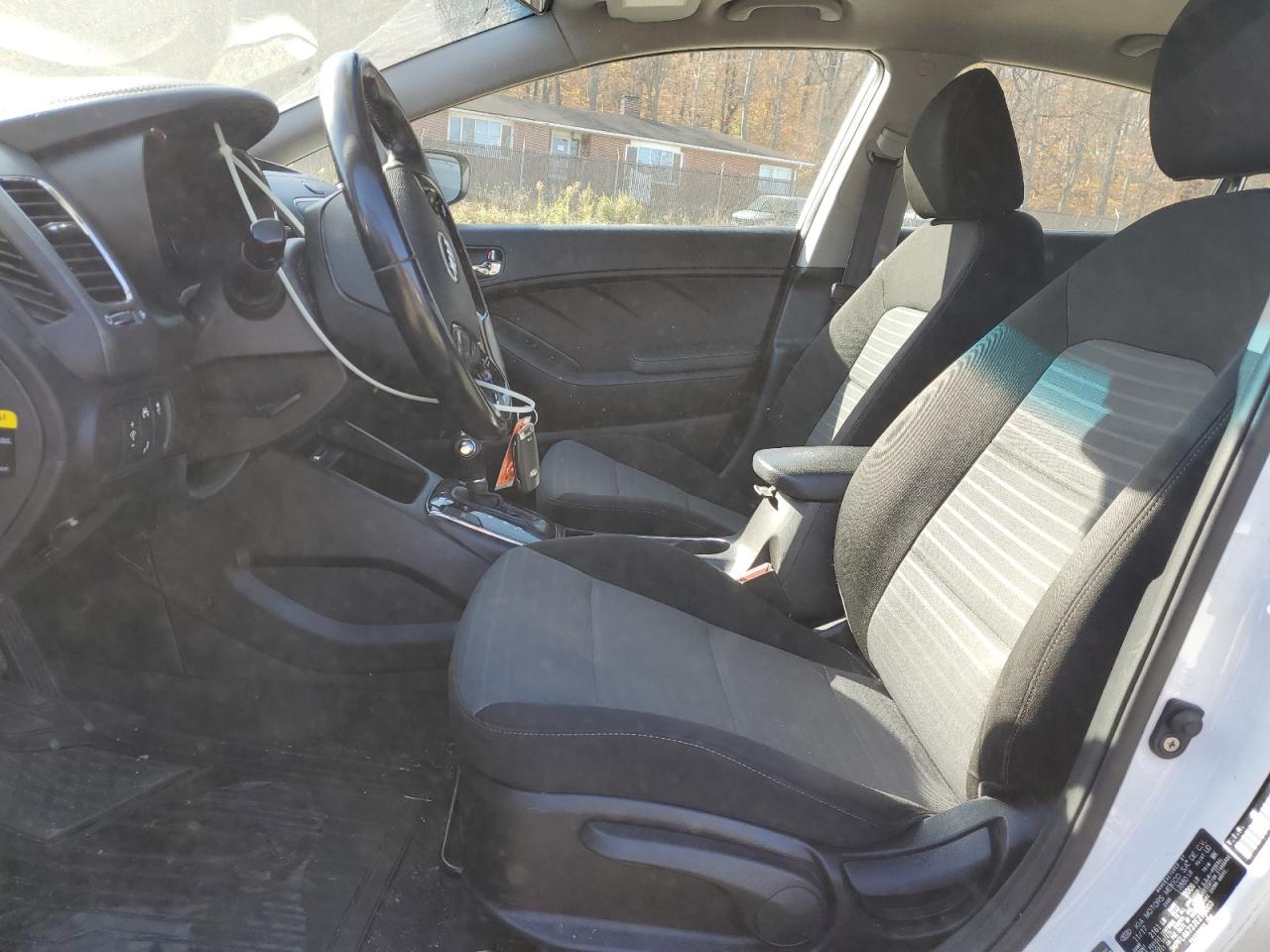 2018 Kia Forte - Image 7