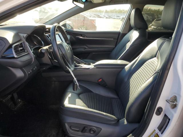  TOYOTA CAMRY 2019 Biały