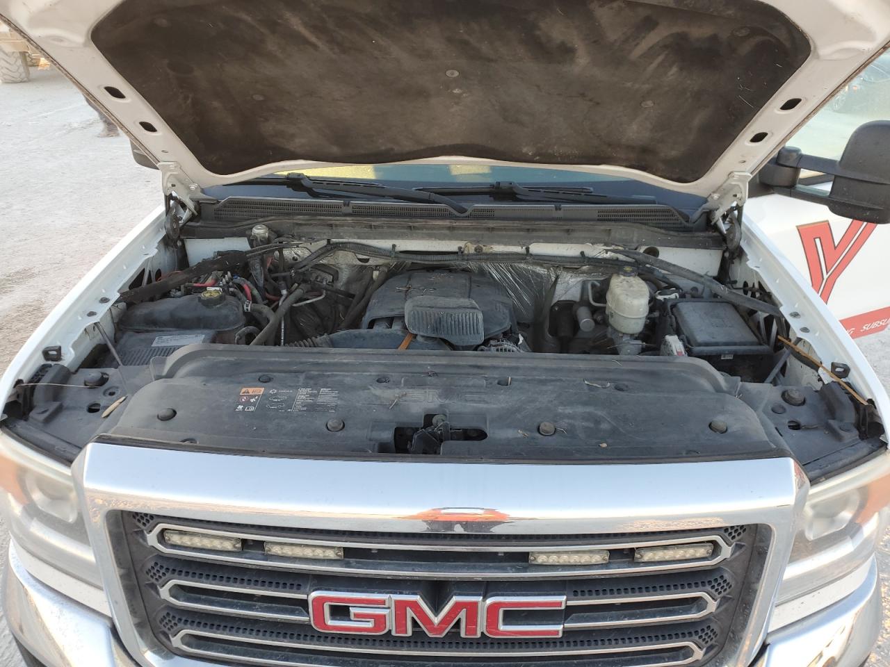 2017 GMC Sierra - Image 11
